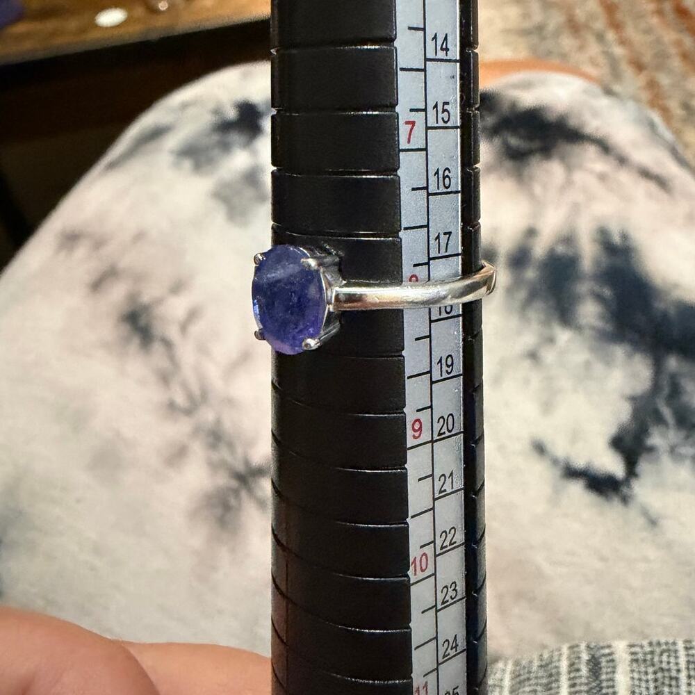 Stamped 925 Sterling Silver Natural Tanzanite Ring size 8 - Picture 9 of 10